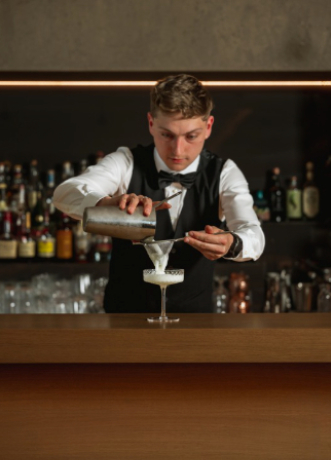 Nils - Barchef